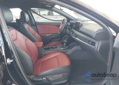 2025 Kia K4 Gt-Line z USA, uszkodzony, nr VIN 3KPFW4DEXSE065857